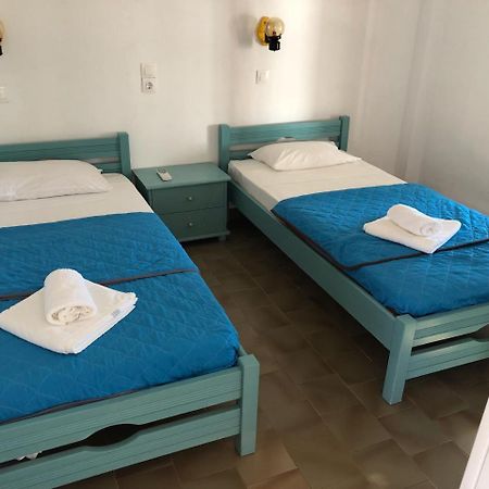 Arokaria Seaside Hotel Ambelas Bagian luar foto