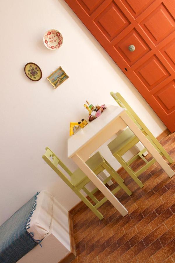 Arokaria Seaside Hotel Ambelas Bagian luar foto