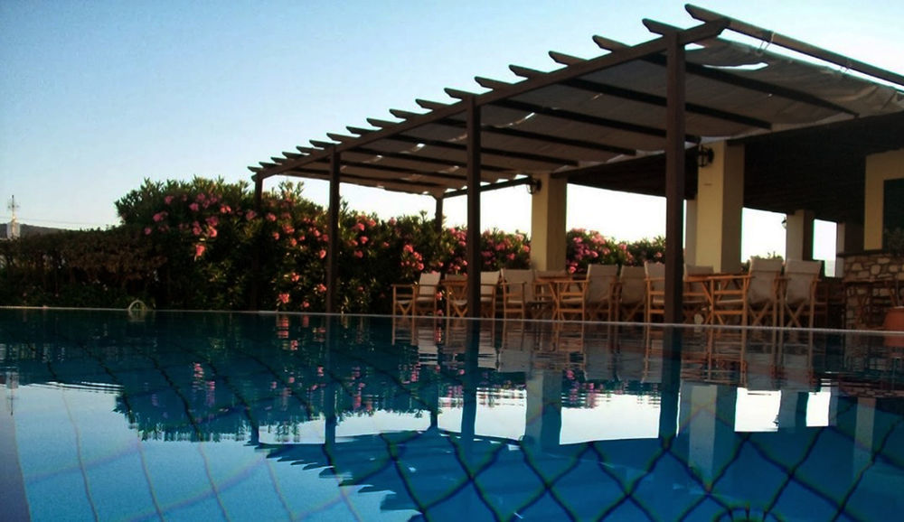 Arokaria Seaside Hotel Ambelas Bagian luar foto