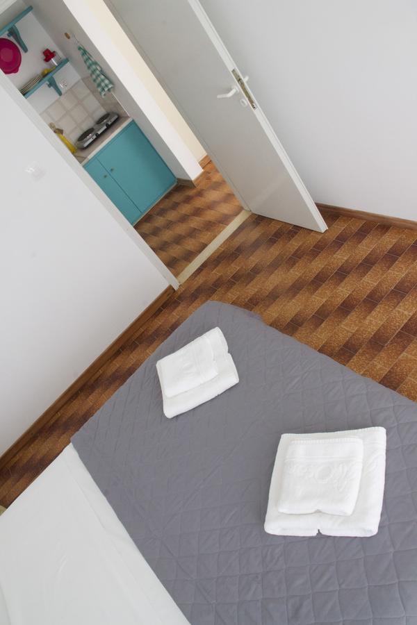 Arokaria Seaside Hotel Ambelas Bagian luar foto