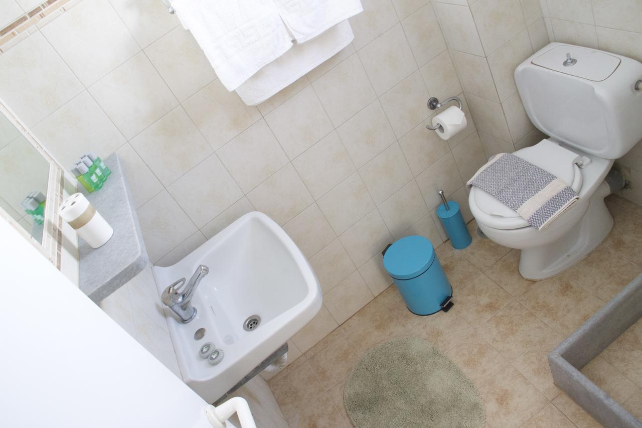 Arokaria Seaside Hotel Ambelas Bagian luar foto