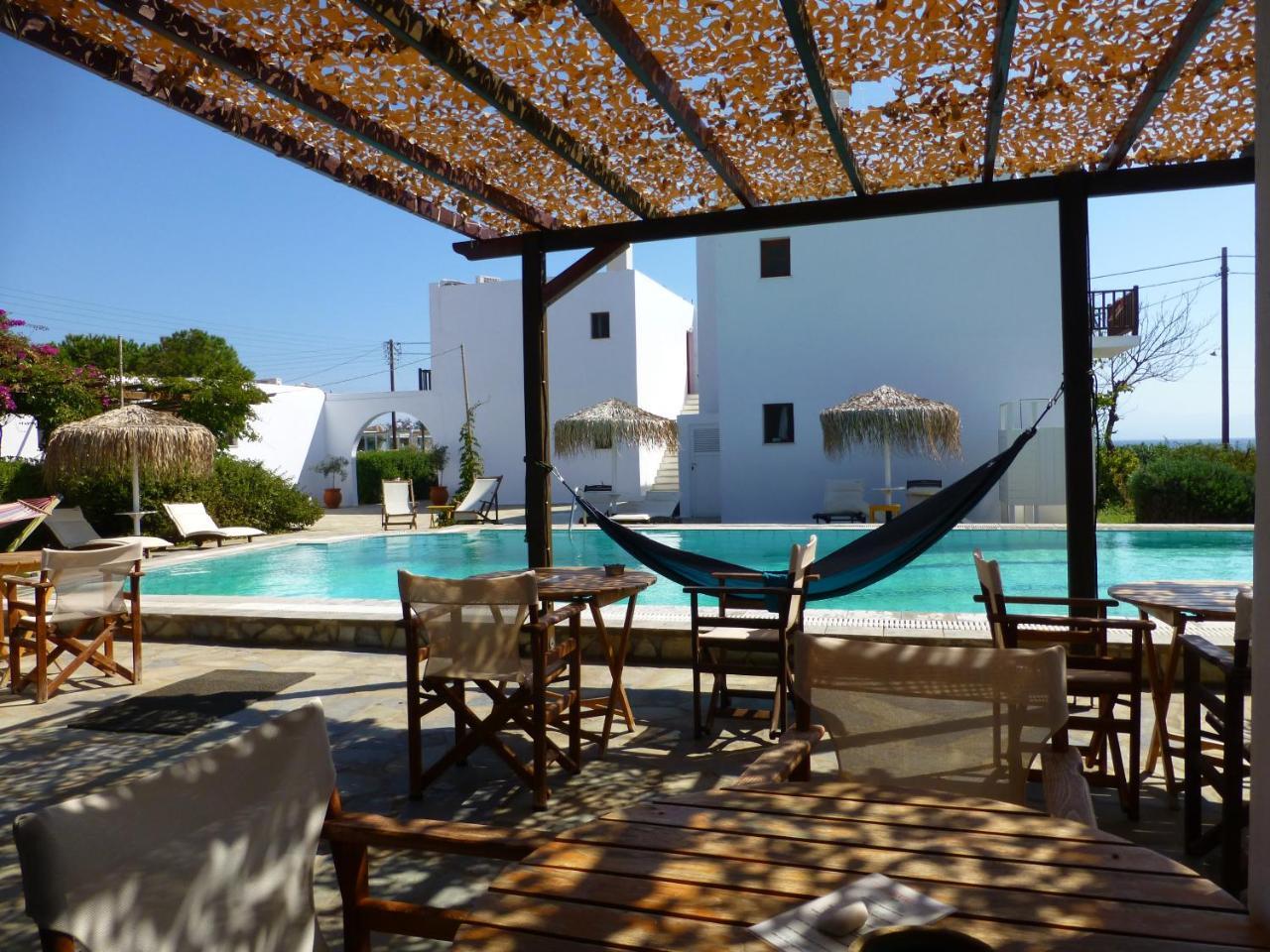 Arokaria Seaside Hotel Ambelas Bagian luar foto